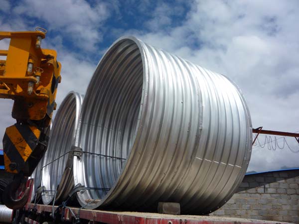 鋼波紋涵管.jpg 鋼波紋涵管.jpg